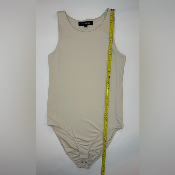 LOFT Versa 360 Knit Tank Bodysuit White Clay Cream Sleeveless Basics Size M - Picture 6 of 9